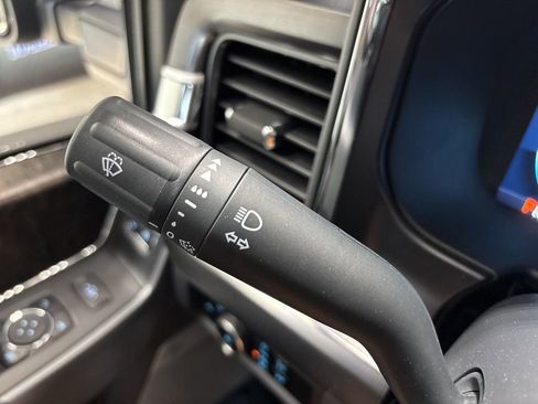 Used 2024 Ford F250 Lariat image 38