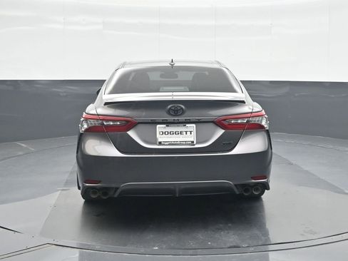 Used 2021 Toyota Camry XSE FWD image 17