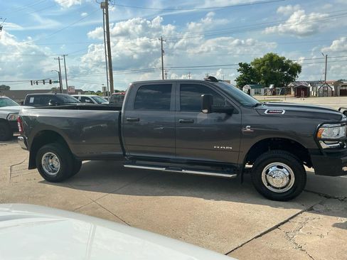 Used 2022 RAM 3500 Tradesman AWD/4WD image 5