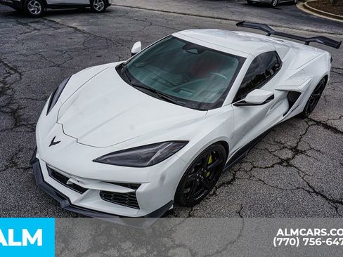 Used 2024 Chevrolet Corvette Z06 w/ Z07 Performance Package RWD image 19