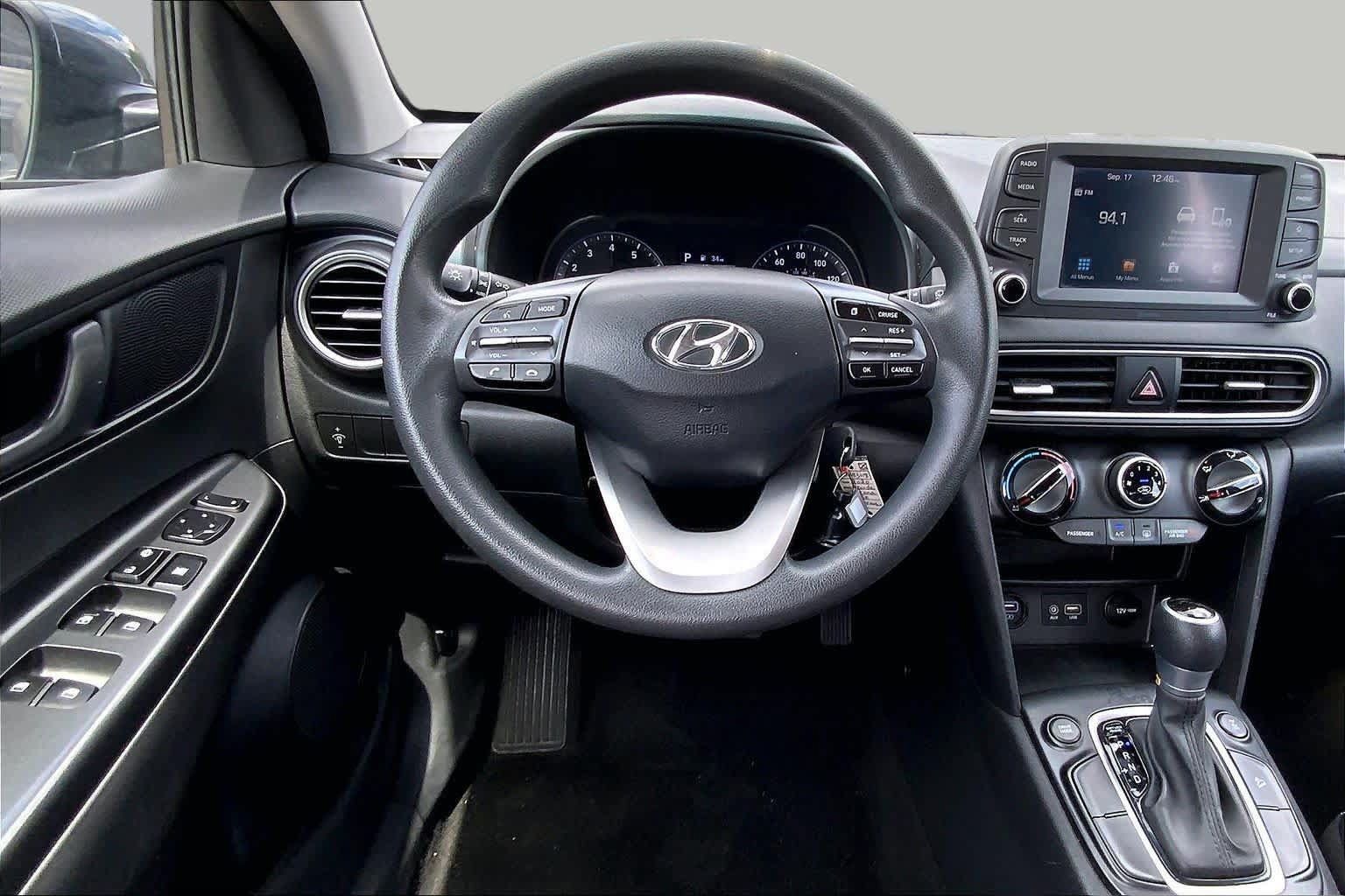 Used 2020 Hyundai Kona SE AWD/4WD image 6