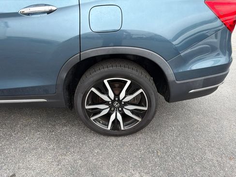 Used 2019 Honda Pilot Touring image 4