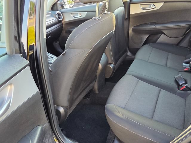 Used 2023 Kia Forte LXS FWD image 6