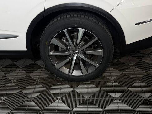 Used 2025 Acura MDX FWD w/ Technology Package image 12
