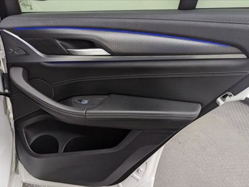 Used 2022 BMW X4 M40i image 21