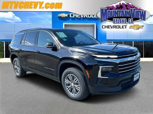 New 2026 Chevrolet Traverse LT w/ LPO, Floor Liner Package FWD image 1