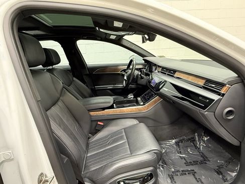 Used 2020 Audi A8 L 4.0T image 29