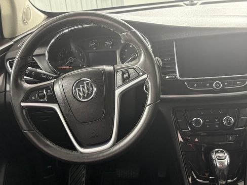 Used 2021 Buick Encore Preferred FWD image 20