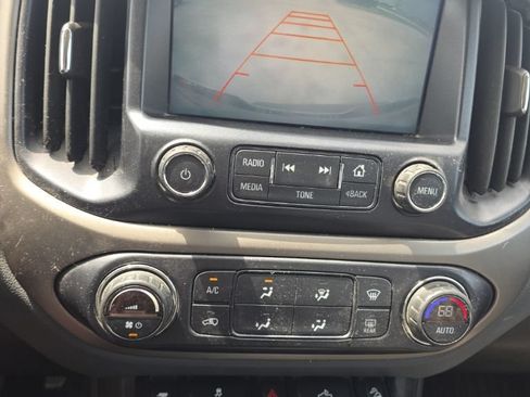 Used 2016 Chevrolet Colorado Z71 AWD/4WD image 42