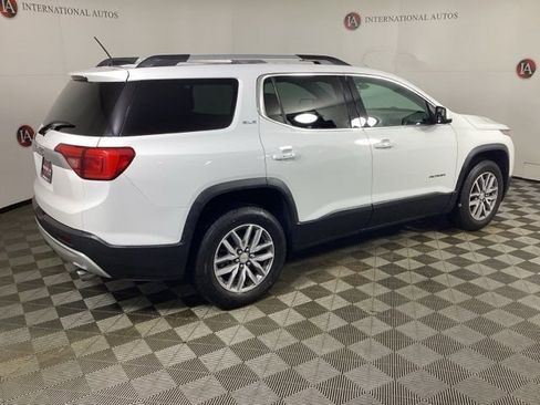 Used 2017 GMC Acadia SLE image 4
