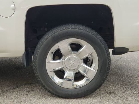 Used 2016 Chevrolet Silverado 1500 LTZ w/ LTZ Plus Package image 32