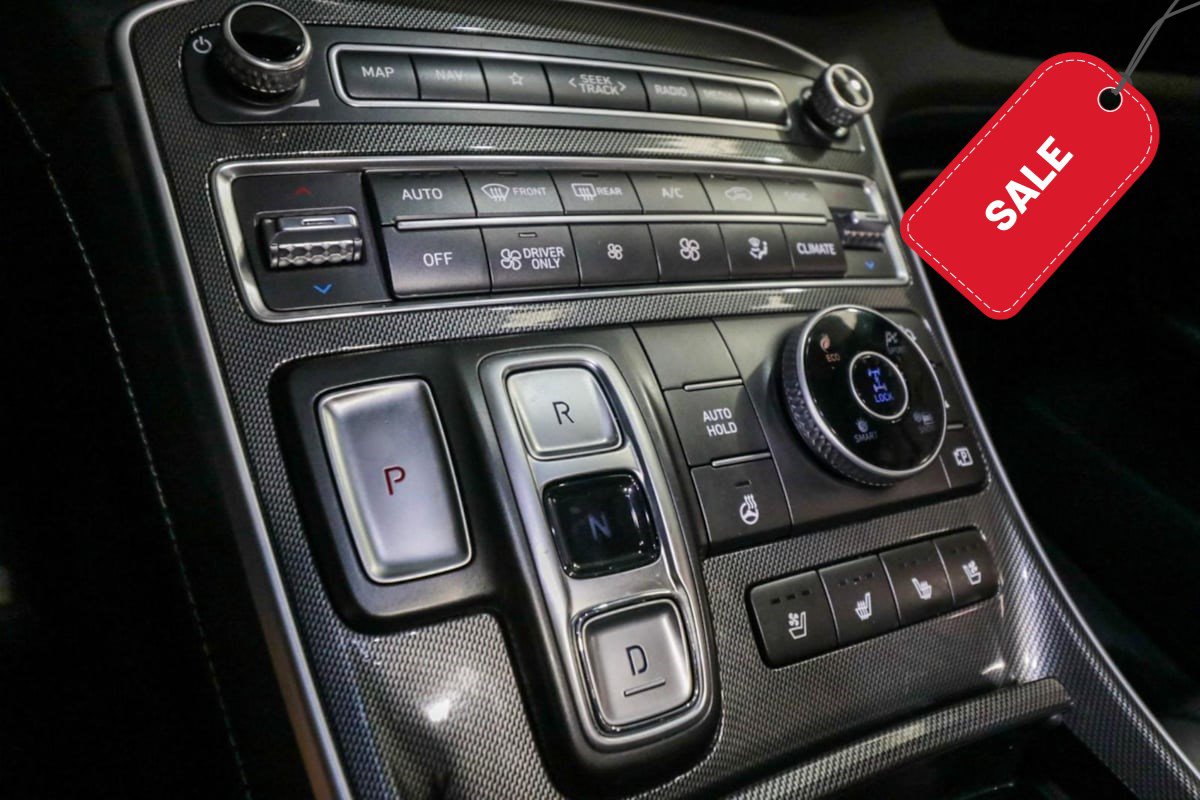 Used 2022 Hyundai Santa Fe Limited AWD/4WD image 22