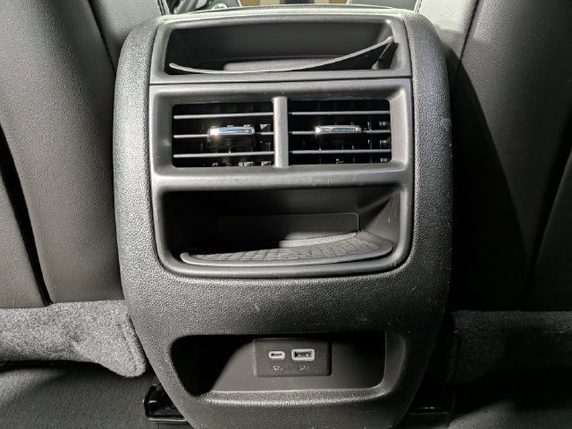 Used 2021 Cadillac XT5 Premium Luxury AWD/4WD image 28