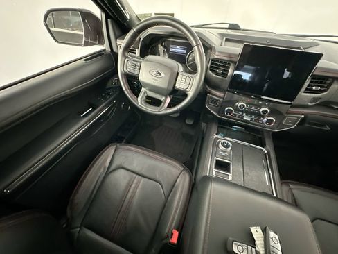 Used 2022 Ford Expedition Limited RWD image 9