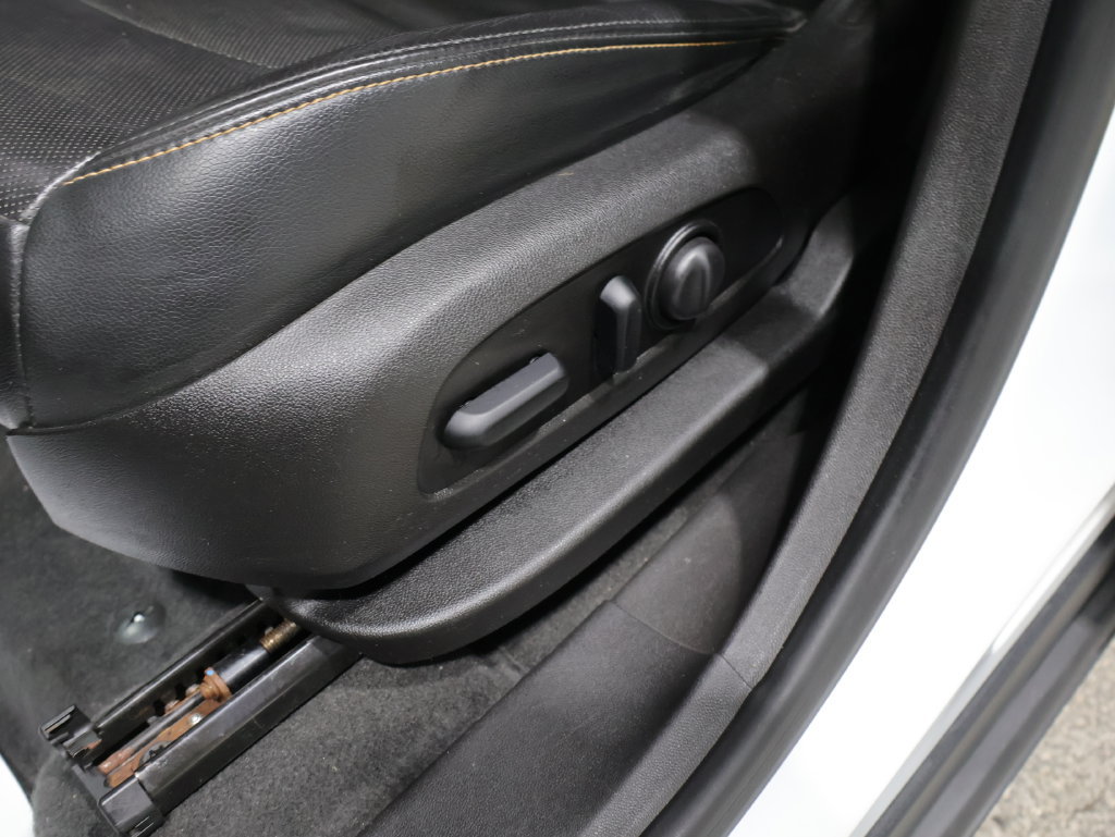 Used 2018 Chevrolet Equinox Premier w/ Premier True North Edition AWD/4WD image 12