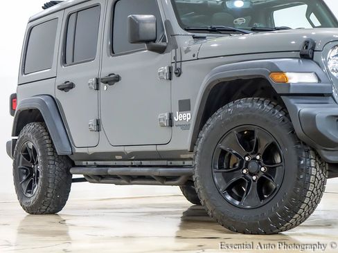 Used 2020 Jeep Wrangler Unlimited Sport S w/ Sun And Sound Package AWD/4WD image 4