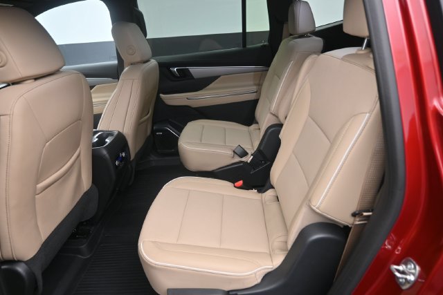 Used 2025 Buick Enclave Preferred w/ Trailering Package, 5000 lbs. AWD/4WD image 13