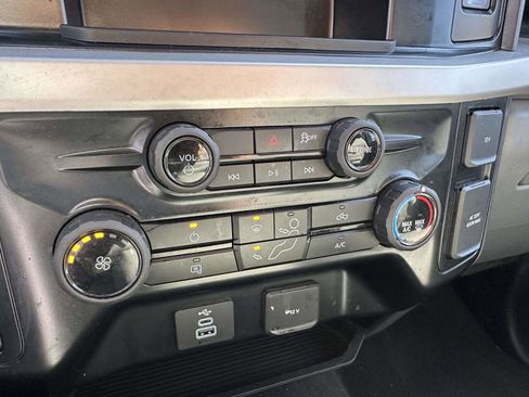 Used 2025 Ford F350 XLT image 22