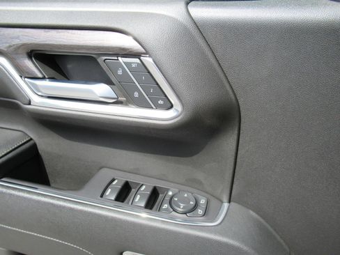 Used 2024 Chevrolet Silverado 1500 LTZ w/ LTZ Convenience Package II image 22