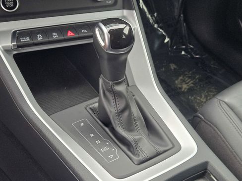 Used 2021 Audi Q3 2.0T Premium image 21