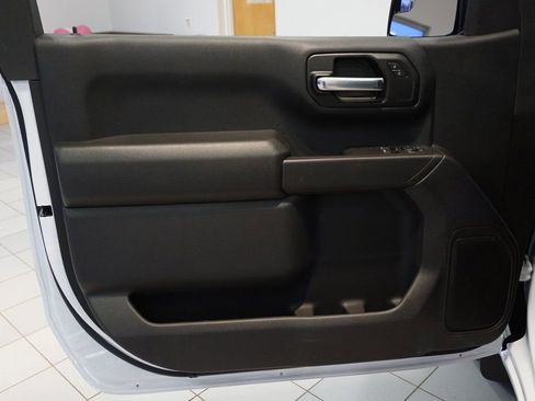 New 2026 Chevrolet Silverado 1500 W/T w/ WT Value Package AWD/4WD image 19