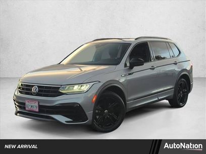 Certified 2022 Volkswagen Tiguan SE R-Line