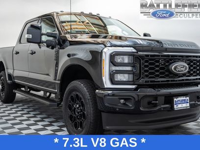 New 2026 Ford F250 Lariat w/ Black Appearance Package
