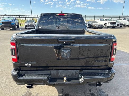 Used 2023 RAM 1500 Laramie AWD/4WD image 3