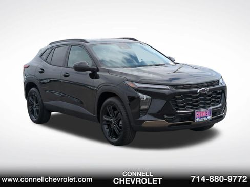 New 2026 Chevrolet Trax ACTIV w/ Sunroof Package FWD image 3