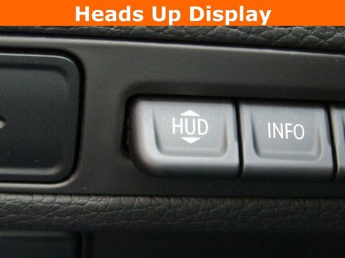 Used 2023 GMC Yukon XL Denali image 16