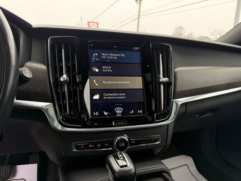 Used 2018 Volvo V90 T5 Cross Country w/ Convenience Package image 53
