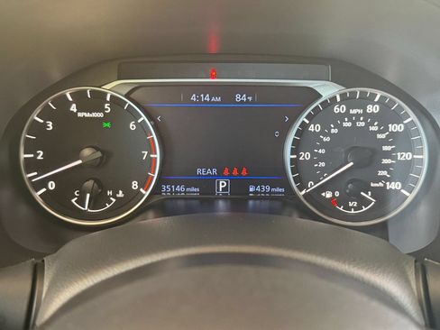 Used 2025 Nissan Altima 2.5 SV FWD image 38