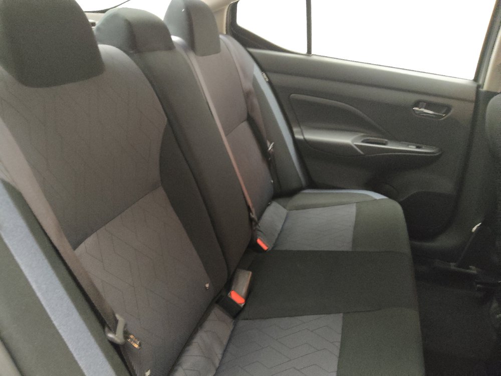Used 2025 Nissan Versa SV FWD image 19