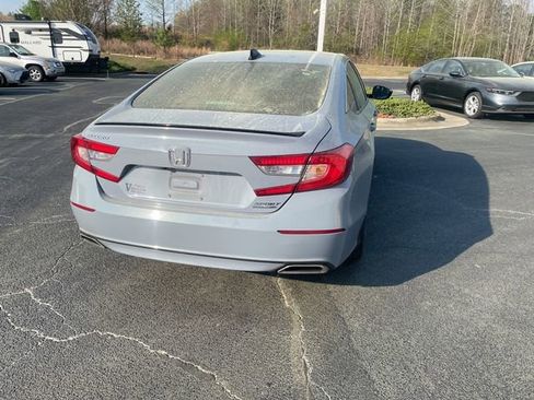 Used 2022 Honda Accord Sport Special Edition image 4