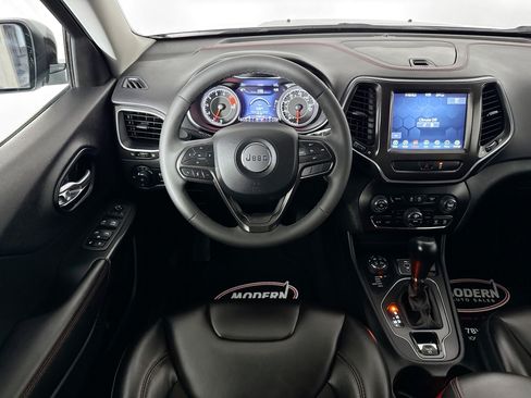 Used 2022 Jeep Cherokee Trailhawk AWD/4WD image 23