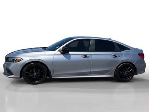 Used 2022 Honda Civic Sport image 2