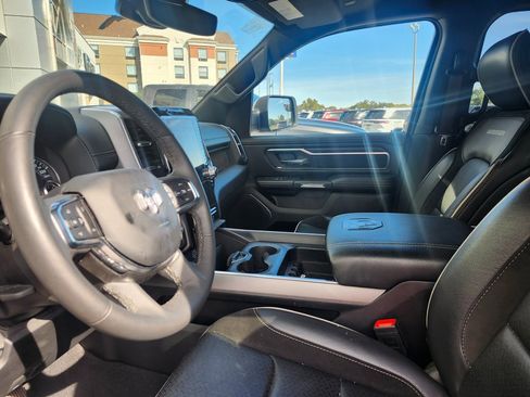 Used 2025 RAM 1500 Laramie image 21