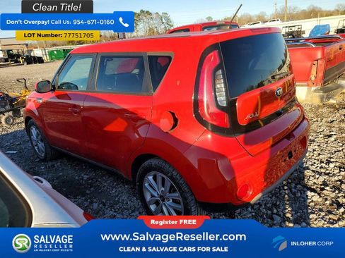 Used 2017 Kia Soul + FWD image 3