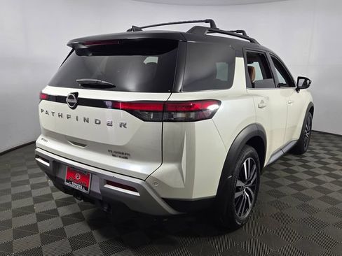 Used 2024 Nissan Pathfinder Platinum w/ Cargo Package FWD image 9