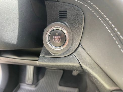 Used 2024 Subaru Outback Premium AWD/4WD image 25
