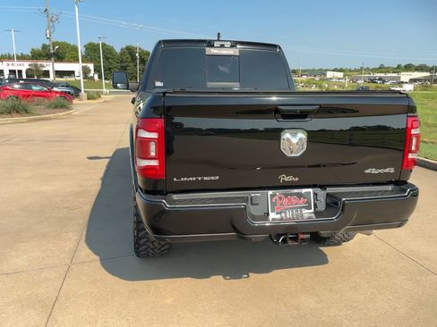 Used 2024 RAM 2500 Limited image 8