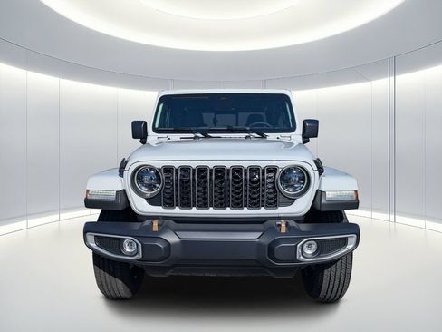 New 2026 Jeep Gladiator Sport AWD/4WD image 9