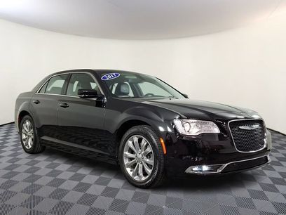Used 2017 Chrysler 300 Limited w/ 300 Premium Group