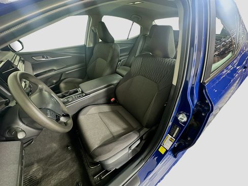 Used 2025 Toyota Camry LE FWD image 13