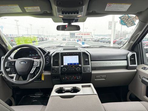 Used 2020 Ford F350 XLT w/ XLT Premium Package image 12