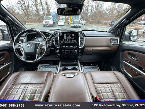 Used 2021 Nissan Titan Platinum Reserve w/ Moonroof Package image 22