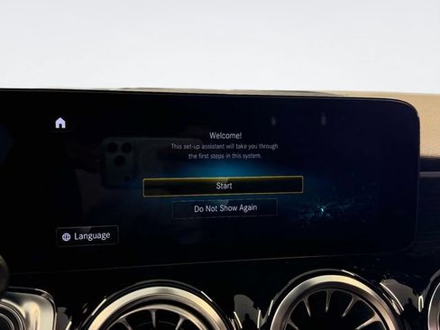 Certified 2023 Mercedes-Benz GLB 250 4MATIC image 28