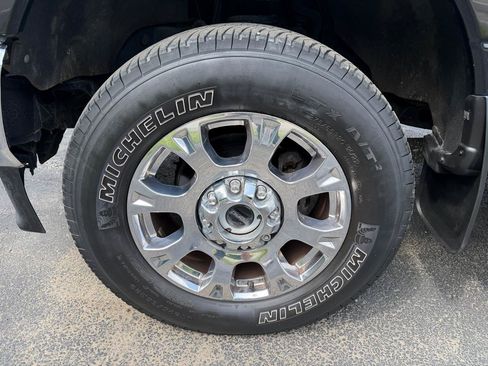 Used 2020 Ford F250 XLT w/ XLT Premium Package AWD/4WD image 21