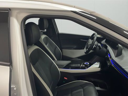 Used 2023 Kia EV6 GT-Line RWD image 14