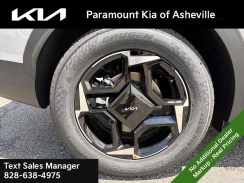 New 2026 Kia Sportage EX AWD/4WD image 30
